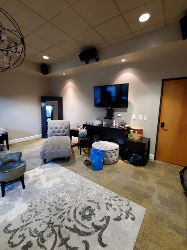 Event Venue «The Foundry at Oswego Pointe», reviews and photos, 320 Oswego Pointe Dr, Lake Oswego, OR 97034, USA