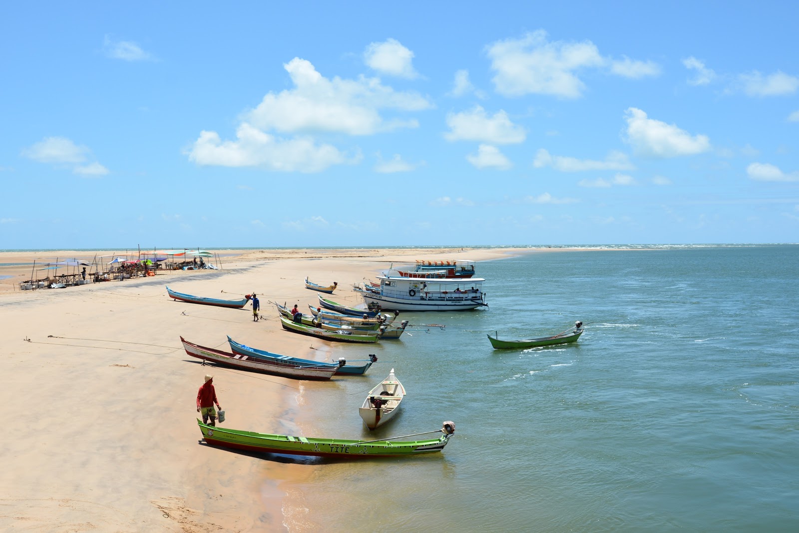 Foto de Praia do Peba con brillante arena fina superficie