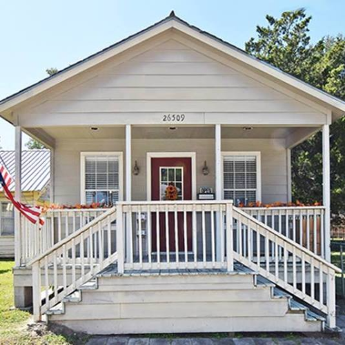 Tobacco Shop «Heights Head Smoke Shop», reviews and photos, 6412 N Main St b, Houston, TX 77009, USA