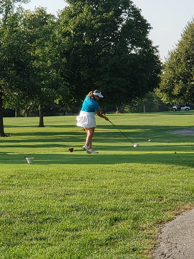 Golf Course «El Paso Golf Club», reviews and photos, 2860 County Rd 600 N, El Paso, IL 61738, USA