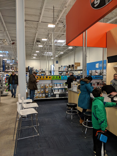 Electronics Store «Best Buy», reviews and photos, 84 Middlesex Turnpike, Burlington, MA 01803, USA