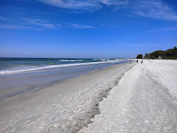 Coquina beach'in fotoğrafı ve yerleşim