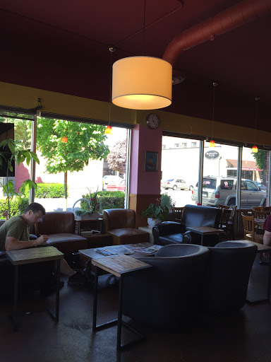 Coffee Shop «Common Ground Coffee & Cupcakes», reviews and photos, 900 S 3rd St # A, Renton, WA 98057, USA