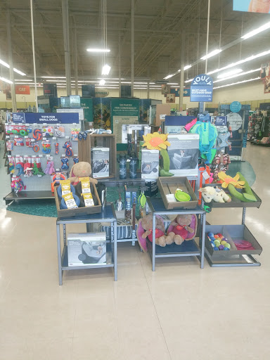Pet Supply Store «Petco Animal Supplies», reviews and photos, 1704 US Hwy 27 S, Sebring, FL 33870, USA