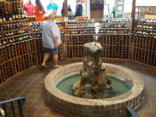 Liquor Store «Owens Liquors,Inc», reviews and photos, 8000 N Kings Hwy, Myrtle Beach, SC 29572, USA