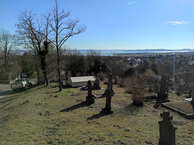 Értékelések erről a helyről: Csopaki temető, Csopak - Múzeum