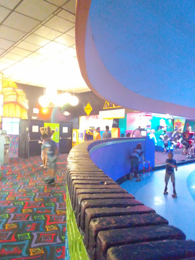 Roller Skating Rink «Dreamland Skate Center», reviews and photos, 2607 E Olive Rd, Pensacola, FL 32514, USA