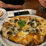 Photo n°2 de l'avis de Candy.a fait le 09/08/2023 à 15:40 sur le  L'Università della Pizza | Pizza a metro da Gigino à Vico Equense