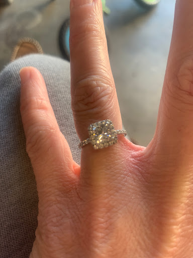 Jewelry Store «Leo Hamel Fine Jewelry & Engagement Ring Store», reviews and photos, 1851 San Diego Ave, San Diego, CA 92110, USA