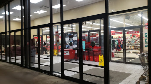 Thrift Store «Savers», reviews and photos, 1231 N Gary Ave, Carol Stream, IL 60188, USA