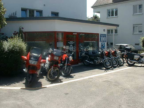 Abacus Motorradfahrschule à 
