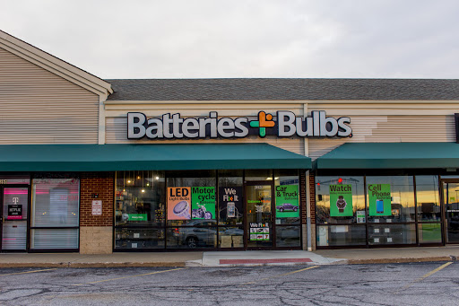 Car Battery Store «Batteries Plus Bulbs», reviews and photos, 6365 Mayfield Rd, Mayfield Heights, OH 44124, USA