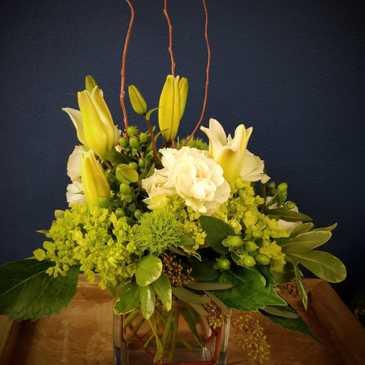 Florist «Flowers To Go», reviews and photos, 19045 WA-305, Poulsbo, WA 98370, USA