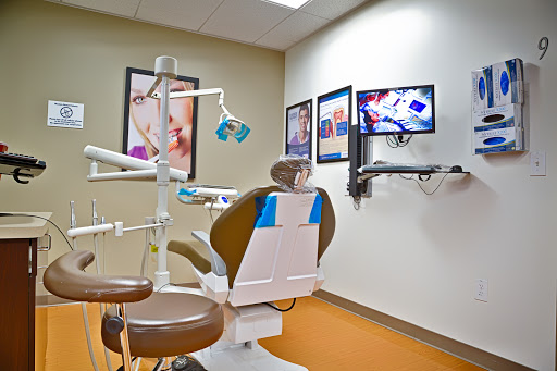 Dental laboratory Fontana