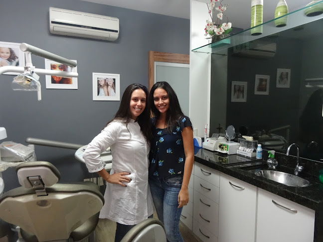 Dentista Lílian Gurgel