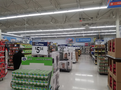 Shopping Mall «Eastport Plaza Shopping Center», reviews and photos, 4000 SE 82nd Ave, Portland, OR 97266, USA