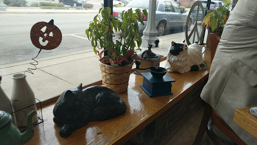 Coffee Shop «Air Play Espresso and Bakery», reviews and photos, 115 E 3rd St, Sterling, IL 61081, USA