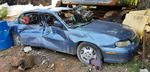 Salvage Yard «Shrum Auto Salvage streetview», reviews and photos, 1050 Old Buck Hill Rd, Goodlettsville, TN 37072, USA