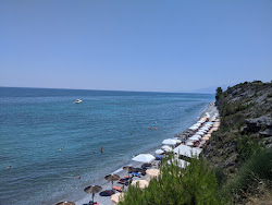 Photo de Akrotiri beach avec rivage droit, long