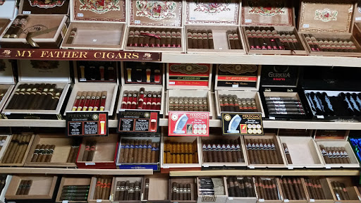 Cigar Shop «Havana Alley Cigar Shop & Lounge», reviews and photos, 201 26th St, Galveston, TX 77550, USA