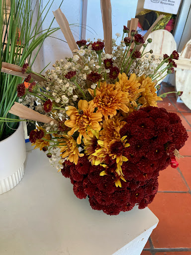 Florist «Genesis Flower And Gift Shop», reviews and photos, 1801 N Garey Ave, Pomona, CA 91767, USA
