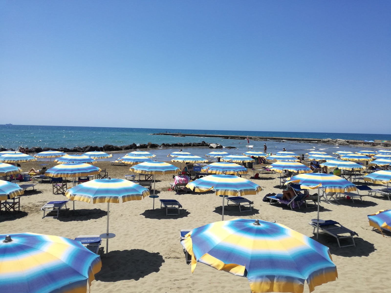 Spiaggia di Riviera Vittorio Mallozzi的照片 - 受到放松专家欢迎的热门地点
