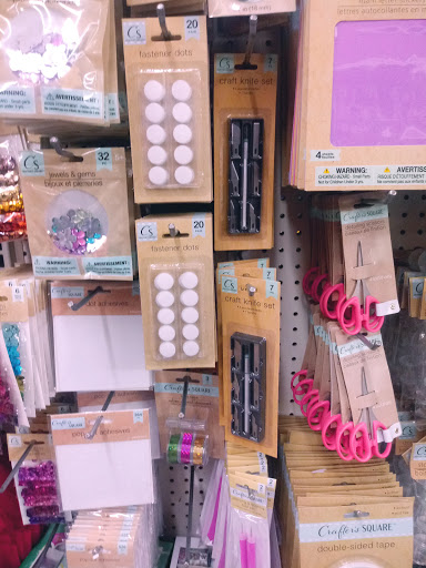 Dollar Store «Dollar Tree», reviews and photos, 5825 Bellflower Blvd, Lakewood, CA 90713, USA
