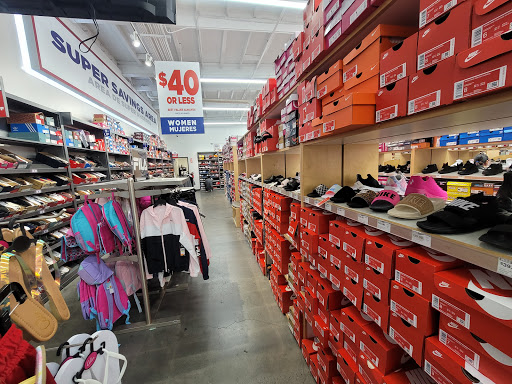 Shoe Store «WSS», reviews and photos, 460 San Fernando Mission Blvd, San Fernando, CA 91340, USA