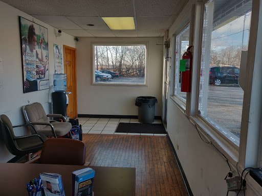 Used Car Dealer «Sibley Car Credit Inc», reviews and photos, 519 E Sibley Blvd, Dolton, IL 60419, USA