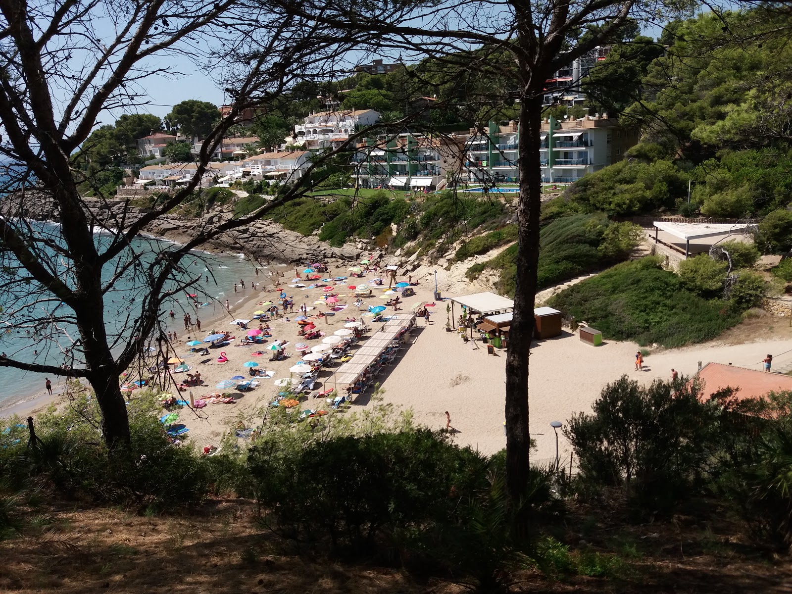 Foto de Cala Crancs com alto nível de limpeza