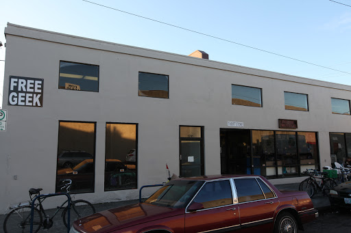 Non-Profit Organization «Free Geek Thrift Store», reviews and photos, 1731 SE 10th Ave, Portland, OR 97214, USA