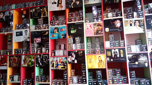 100% Fragrance, 7/9 Itire Rd, Akerele Extension, Lagos, Nigeria, Ice Cream Shop, state Lagos