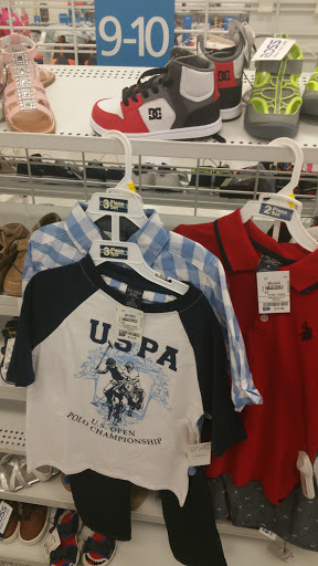 Clothing Store «Ross Dress for Less», reviews and photos, 7612 Denton Hwy, Watauga, TX 76148, USA