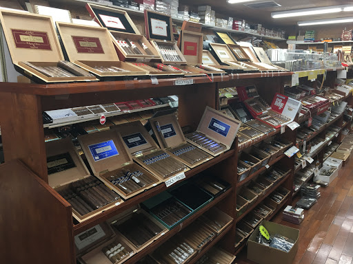 Tobacco Shop «Mr Tobacco Shop II», reviews and photos, 2031 Jericho Turnpike, East Northport, NY 11731, USA