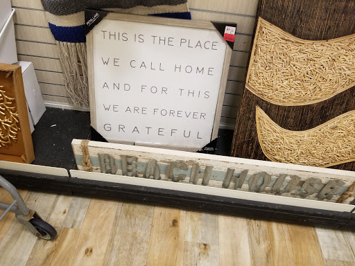 Department Store «Marshalls and HomeGoods», reviews and photos, 5245 Monroe St, Toledo, OH 43623, USA