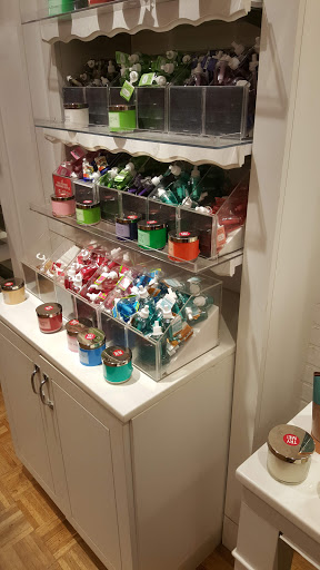 Cosmetics Store «Bath & Body Works», reviews and photos, 2300 Consumer Square, Mays Landing, NJ 08330, USA