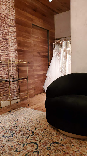 Bridal Shop «BHLDN», reviews and photos, 8 E Walton St, Chicago, IL 60611, USA