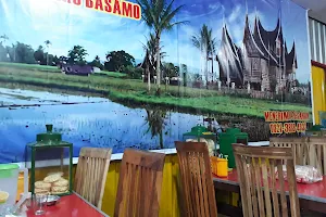 RM Salero Basamo Masakan Padang image