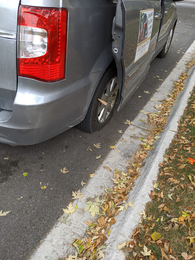 Tire Shop «Discount Tire», reviews and photos, 5505 South La Grange Road, Countryside, IL 60525, USA