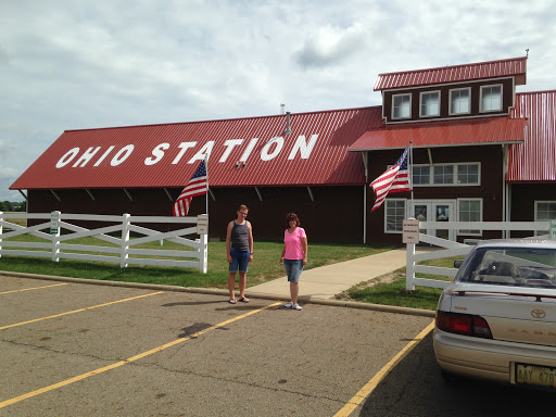 Outlet Mall «Ohio Station Outlets», reviews and photos, 9911 Avon Lake Rd, Burbank, OH 44214, USA