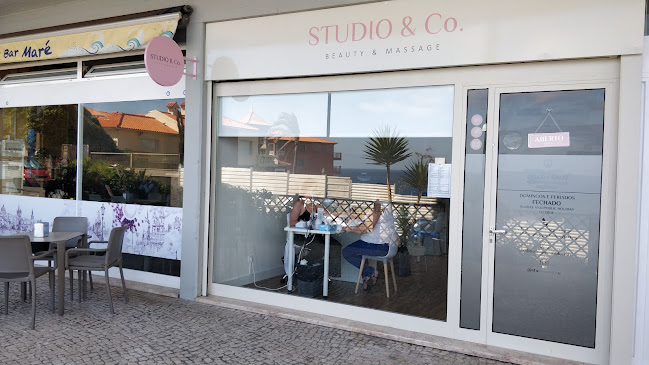 Studio & Co. Beauty & Massage - Santa Cruz
