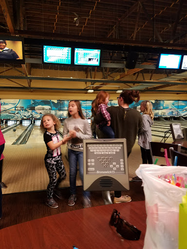 Bowling Alley «Legacy Lanes», reviews and photos, 5024 Curry Rd, Pittsburgh, PA 15236, USA