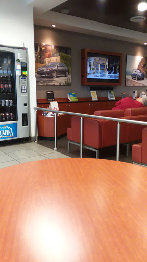 Toyota Dealer «Central Florida Toyota», reviews and photos, 11020 S Orange Blossom Trail, Orlando, FL 32837, USA