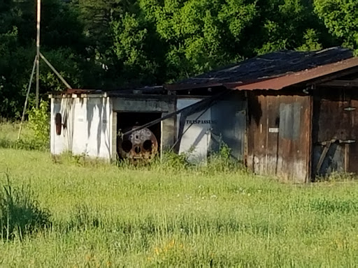 Shopping Mall «Larkfield Shopping Center», reviews and photos, 4754 Old Redwood Hwy, Santa Rosa, CA 95403, USA