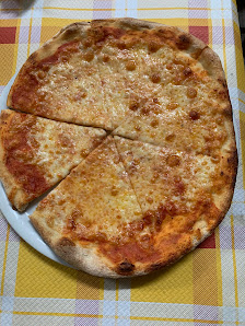Pizzeria La Civetta Di Villani Matteo Via G. Marconi, 71010 San Paolo di Civitate FG, Italia