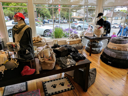 Pet Supply Store «Diggidy Dog», reviews and photos, Ocean Ave & Monte Verde St, Carmel-By-The-Sea, CA 93923, USA