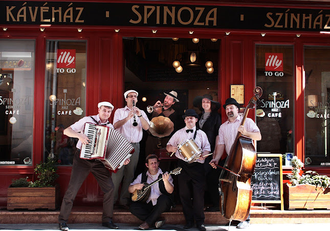 Spinoza Café & Restaurant