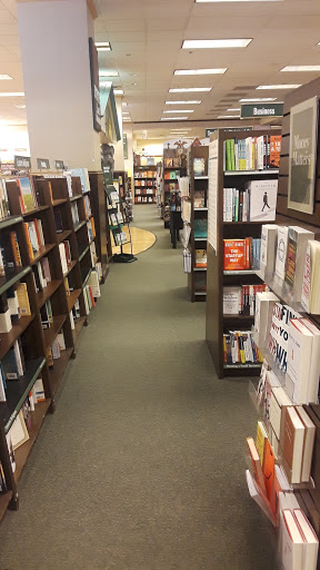 Book Store «Barnes & Noble Booksellers Crabtree Mall», reviews and photos, 4325 Glenwood Ave, Raleigh, NC 27612, USA