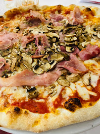 Pizza du Restaurant italien Vénézia à Montmorency - n°15