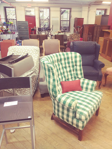 Thrift Store «The Salvation Army», reviews and photos